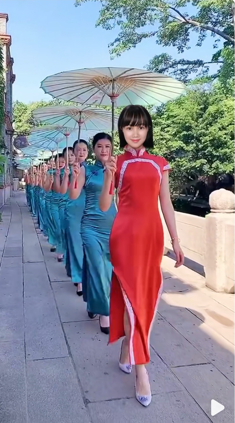 抖音超火的旗袍换脸视频拍摄app最新下载图片1