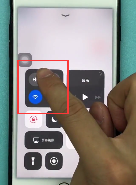 苹果手机怎么使用airdrop_打开airdrop的操作方法