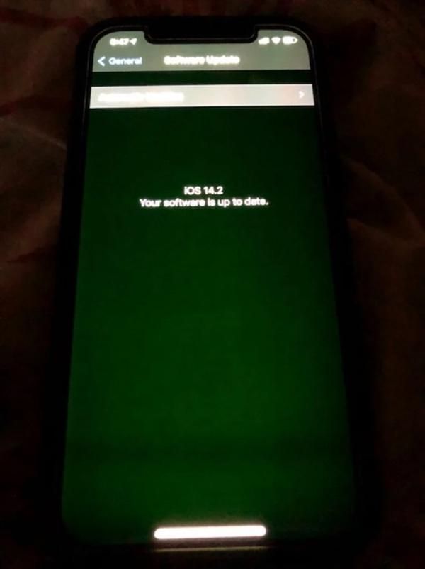 iphone12绿屏怎么办